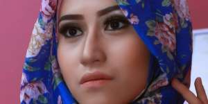 Fashion Blogger Cantik dari Batam