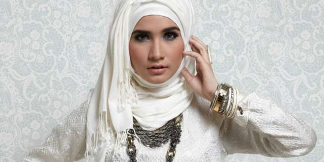 Rumah Butik `Panen` Pesanan Hijab Lebaran