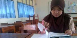 Rahasia Hijaber Cilik Ini Raih UN Tertinggi Nasional