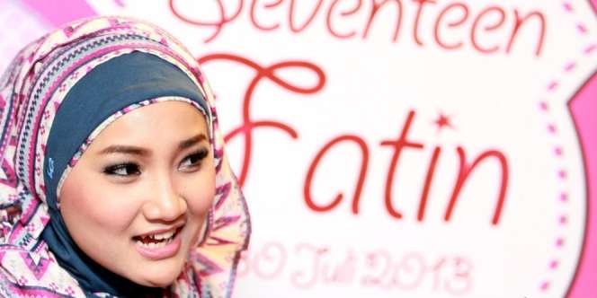 Berbagi Gaya Hijab, Fatin Luncurkan Buku