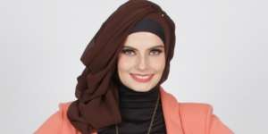 Dress Muslim Penuh Warna Besutan PinkEmma