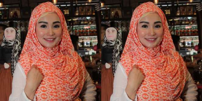 Berhijab, Rahasia Artis Cantik Ini Awet Muda