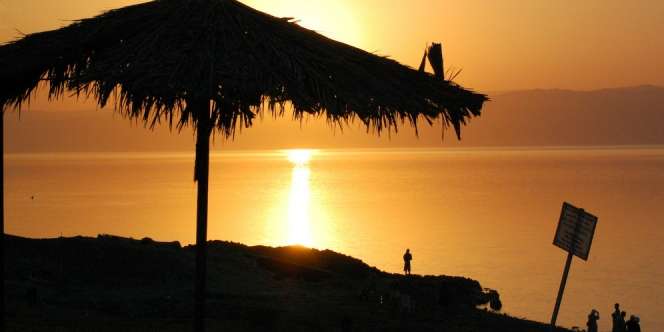 Menguak Keajaiban Abadi Laut Mati