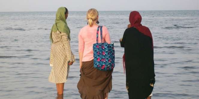 Pantai Ini Khusus Perempuan, Pria Dilarang Masuk