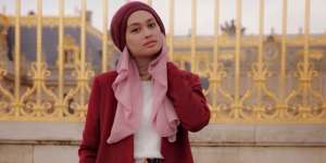 Tren `Coat` Gaya Hijabers Masa Kini