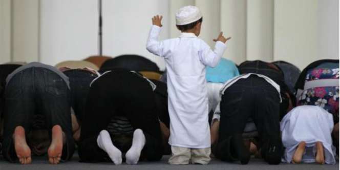 Maroko Kirim 160 Imam ke Perancis