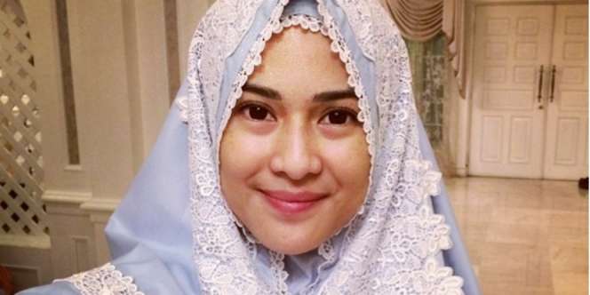 Vyladira: Koleksi Mukena Cantik dengan Bordir Ciamik