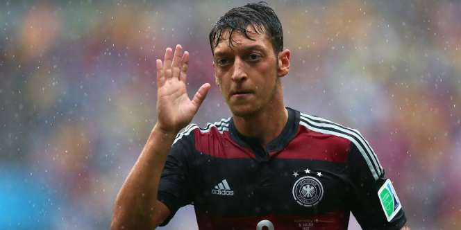 Simpati Pemain Muslim Andalan Jerman ke Fans Tua Brasil