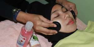 Promo `Traktir Teman` ala Salon Muslimah