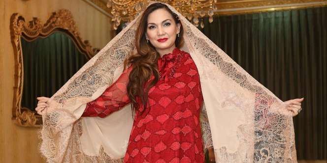 Nia Daniati: Berhijab Harus dari Hati