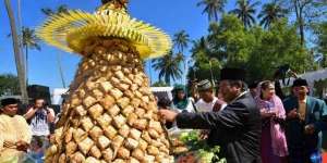 Ada `Lebaran Topat` di Lombok