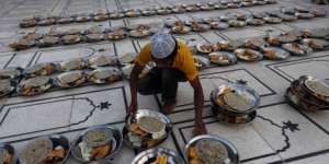 Tradisi Buka Puasa di Belahan Dunia
