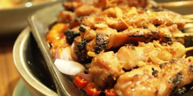 Sate  Senayan: Cita Rasa Hidangan Tradisional