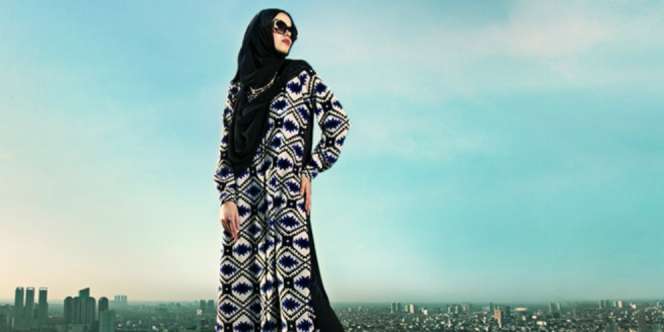 Hijabenka : Tampil Stylish dengan Abaya Saat Lebaran