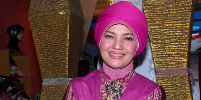 Ratih Sanggarwati Bersyiar Lewat Puisi