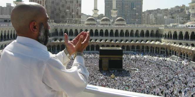 Ekspatriat di Saudi Berbondong Masuk Islam
