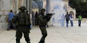 Israel Tembaki Jamaah Palestina di Kompleks Masjidil Aqsa