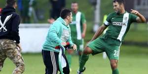 Timnas Sepakbola Israel Dibogem Penonton