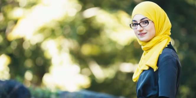 Tertarik Cara Berpakaian Muslimah, Gadis Amerika Jadi Mualaf