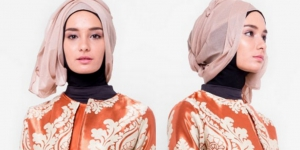 Zalora: Dress Berpadu Blazer Bunga 