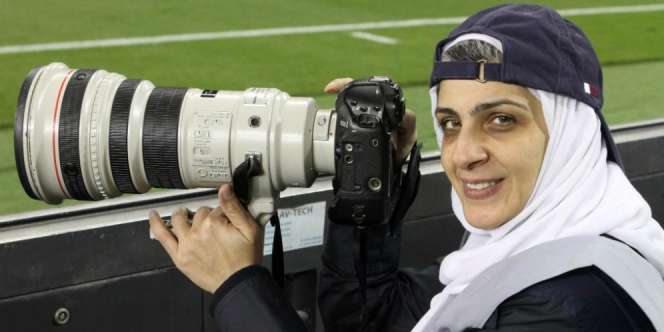Mengenal Wanita Saudi Pertama Fotografer Piala Dunia