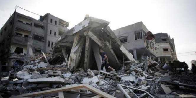 Pencakar Langit Gaza Rata dengan Tanah
