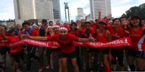 IndoRunners: Sehat dengan Berlari Malam