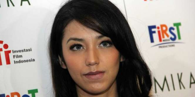 Rahasia Cantik dan Bugar Velove Vexia