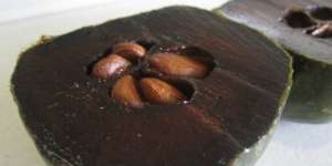 Buah Langka: Sawo Hitam