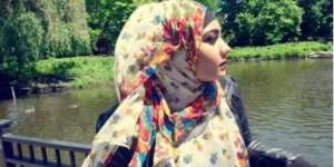 Wanita Ini Memeluk Islam Setelah Menangis saat Dengar Adzan