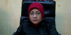 Suparmi, Hijaber Pertama Pimpin DPRD Kota Tangerang