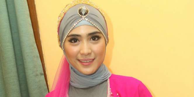 Bentuk Dukungan Suami dan Anak untuk Bisnis Baru April Jasmine