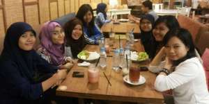 Begini Keseruan Fatin dengan Fans