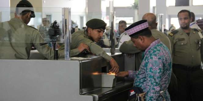 Bupati di Sultra Sumbangkan Gaji untuk 49 Jamaah Haji