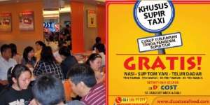 D'cost: Traktir Makan Gratis Sopir Taksi di Jabodetabek & Bali