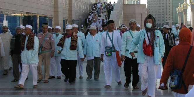 Jamaah Haji Indonesia Diberi Makanan Basi