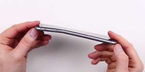 Tekan Sedikit..., iPhone 6 Itu Langsung Bengkok