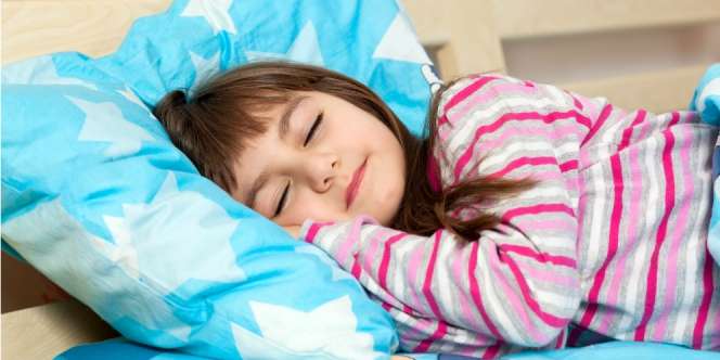 Trik Mudah Membangunkan Anak di Pagi Hari