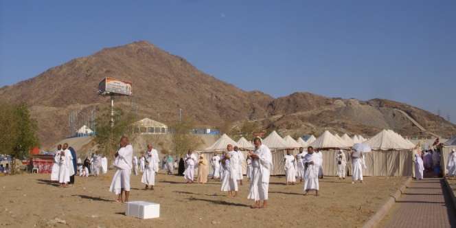 Berlinang Air Mata di Padang Arafah