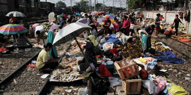 Pasar Modern Menyerbu, Pasar Tradisional Menyusut