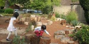 Berinteraksi di Taman Membuat Anak Lebih Cerdas