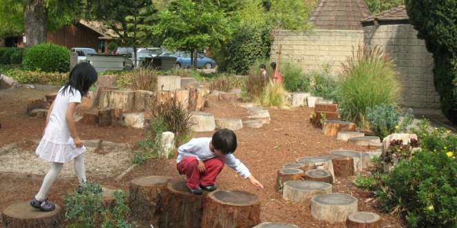 Berinteraksi di Taman Membuat Anak Lebih Cerdas