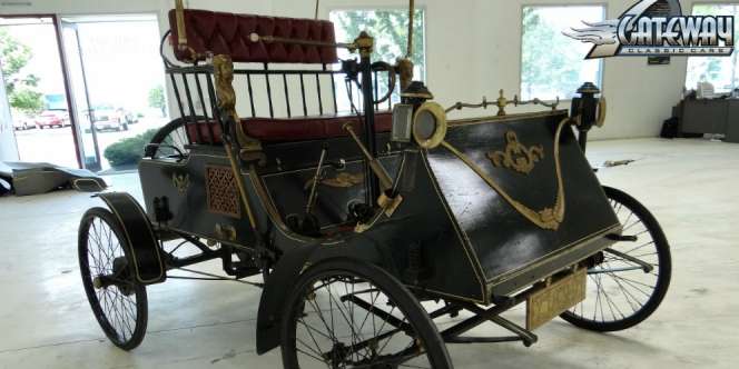 Taipan Arab Habiskan Rp 800 Juta Beli Mobil Tua