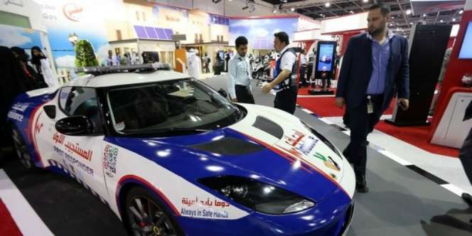Tenaga Medis Kota Ini Dilengkapi Ambulans dari Mobil Sport
