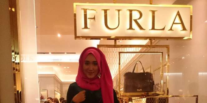 Investasi Dian Pelangi, Tas Seharga Rumah