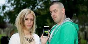 Sekeluarga Geger Dapat 'Pesan' dari Dalam Kubur