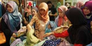 Kiat Sukses Jual Fesyen Hijab Hingga Mancanegara