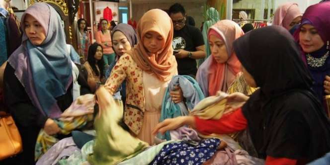 Kiat Sukses Jual Fesyen Hijab Hingga Mancanegara