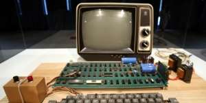 Komputer `Leluhur Apple` Terjual Rp 11 Miliar