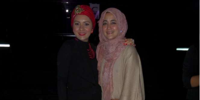 Pipik Uje Tampil Beda di Jakarta Fashion Week